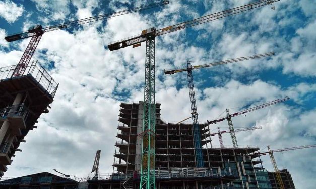Lifting Equipment Cranes: Pinnacle of Heavy Lifting Solutions
